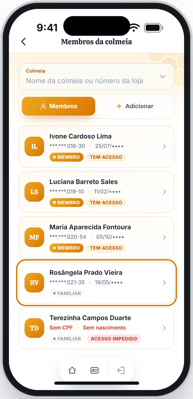 Lista de membros com uma familiar em destaque