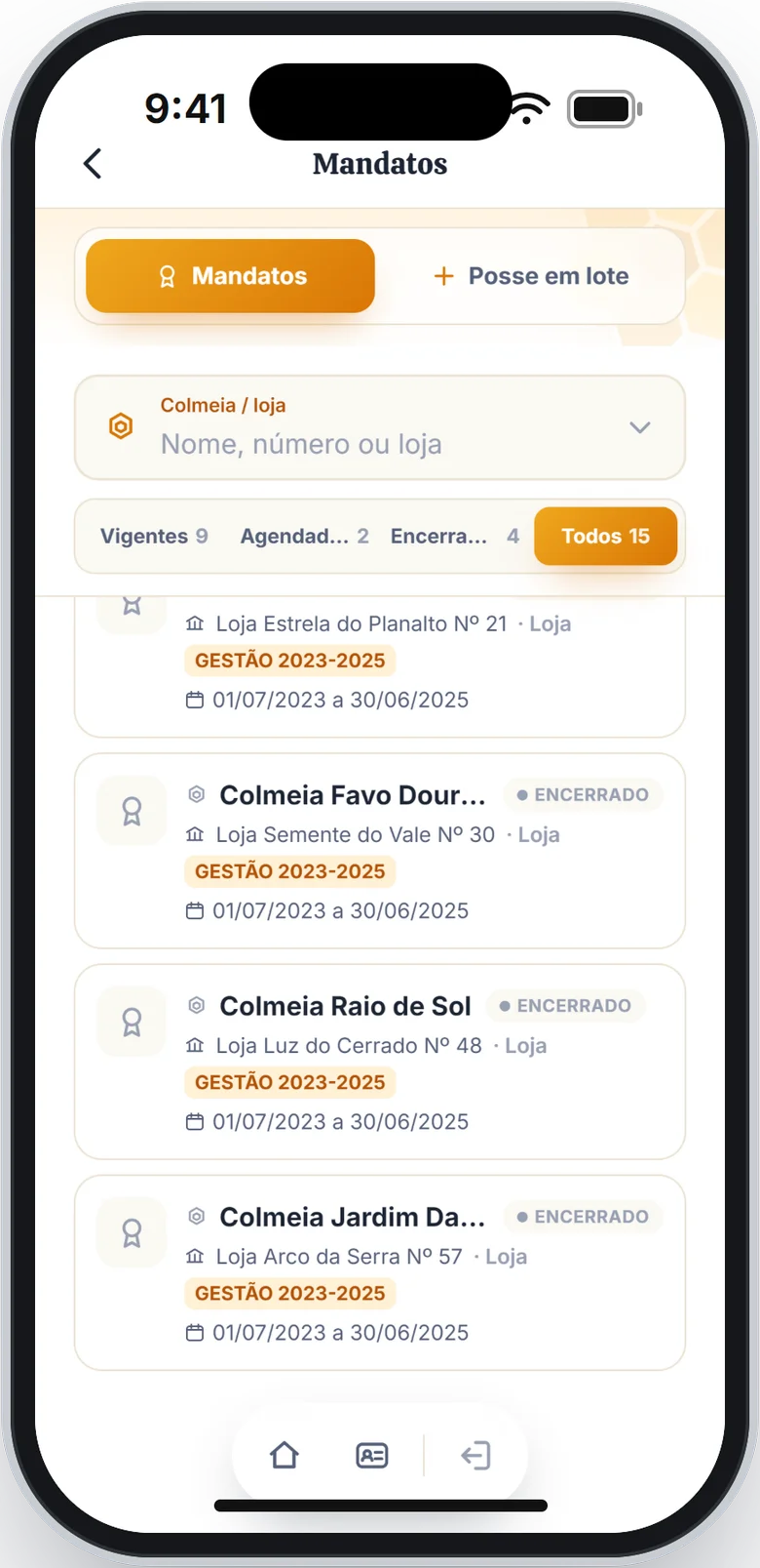 Lista com todos os mandatos, terminando nos encerrados